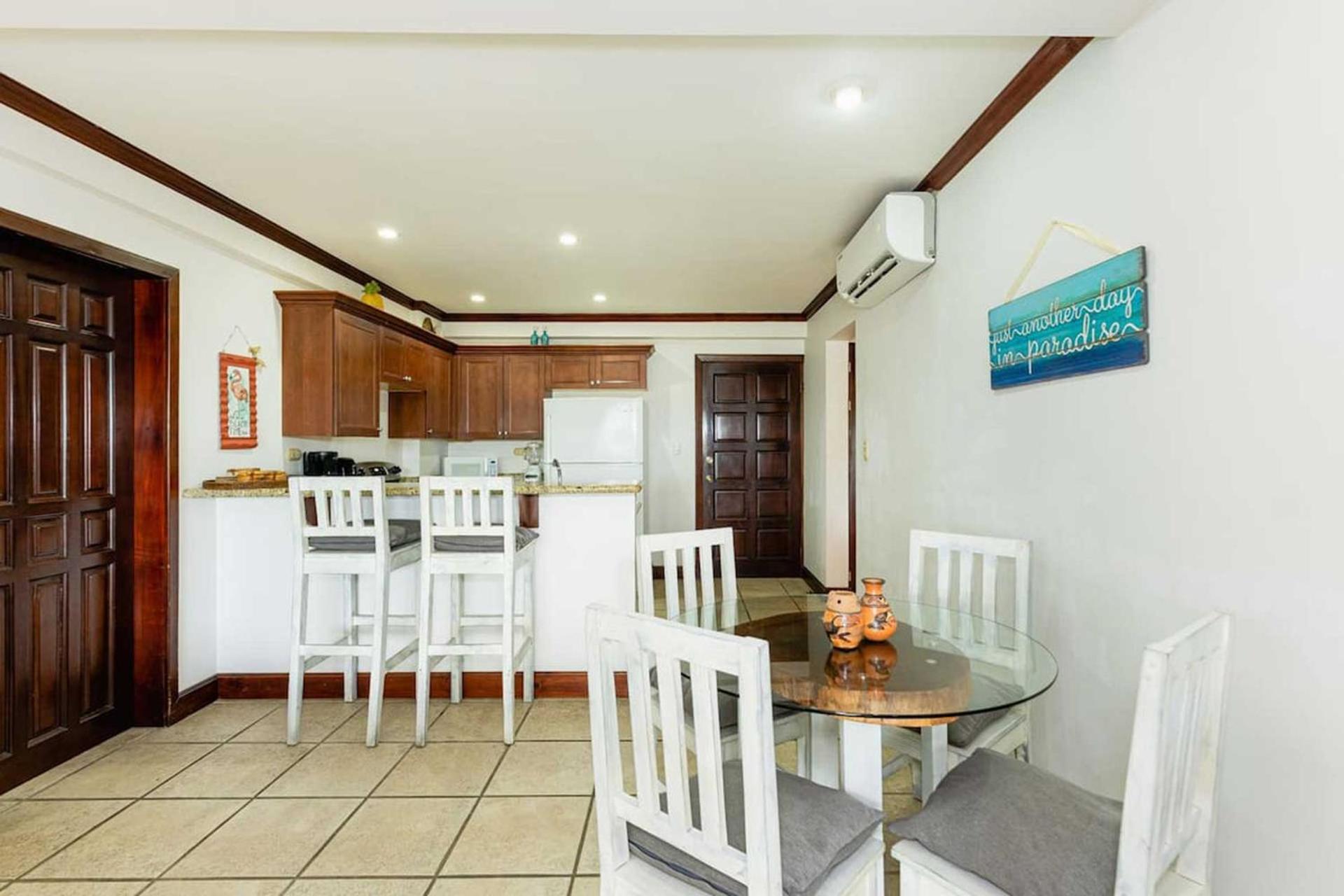 Willa Newly Remodeled Unit In Flamingo With Sweeping Ocean Views From Big Terrace Playa Flamingo Zewnętrze zdjęcie