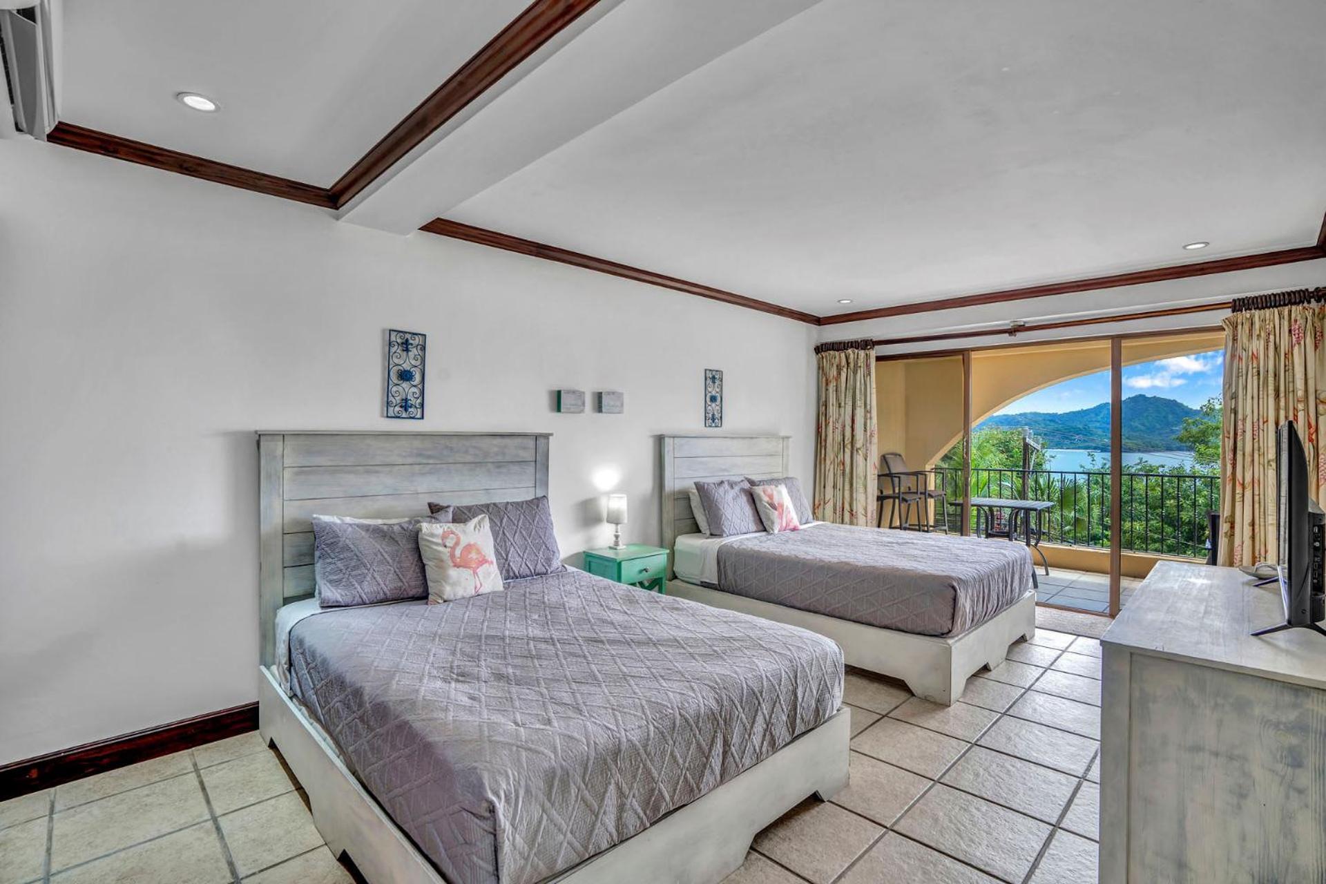 Willa Newly Remodeled Unit In Flamingo With Sweeping Ocean Views From Big Terrace Playa Flamingo Zewnętrze zdjęcie